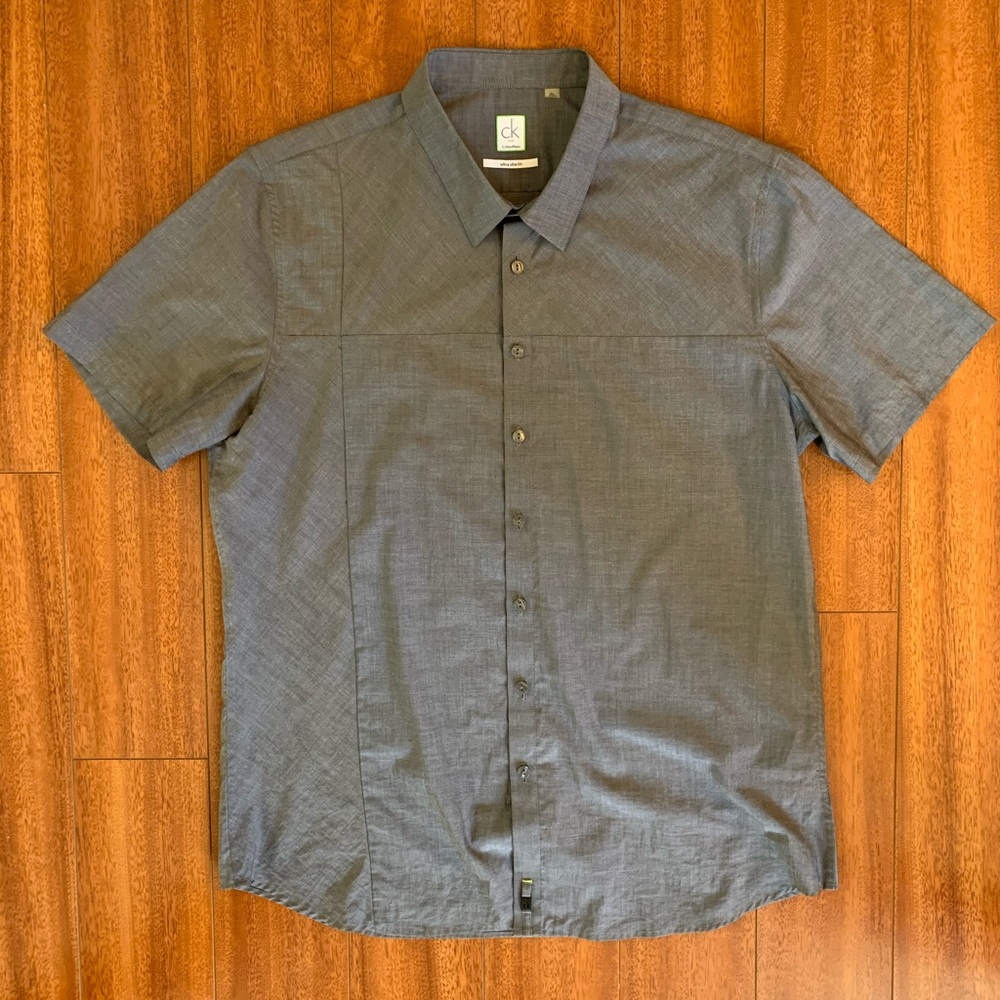 Calvin Klein - Short Sleeve Button Down - Size XL